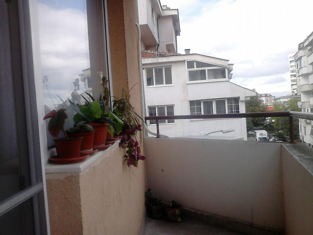 Luxury Apartment Lazur 2 Burgas Phòng bức ảnh
